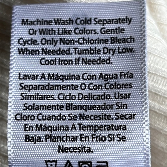 Time & Tru Beige Lightweight Top - Picture 5 of 6